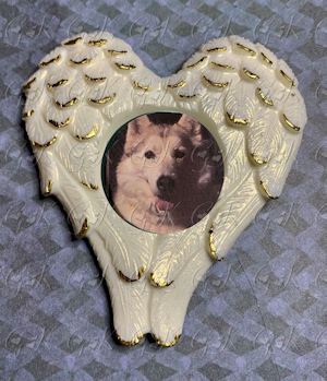 Winged Heart Resin Magnet