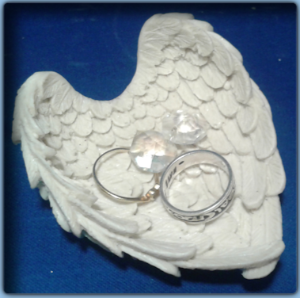 Angel Wings Trinket Dish - Granny Kate's